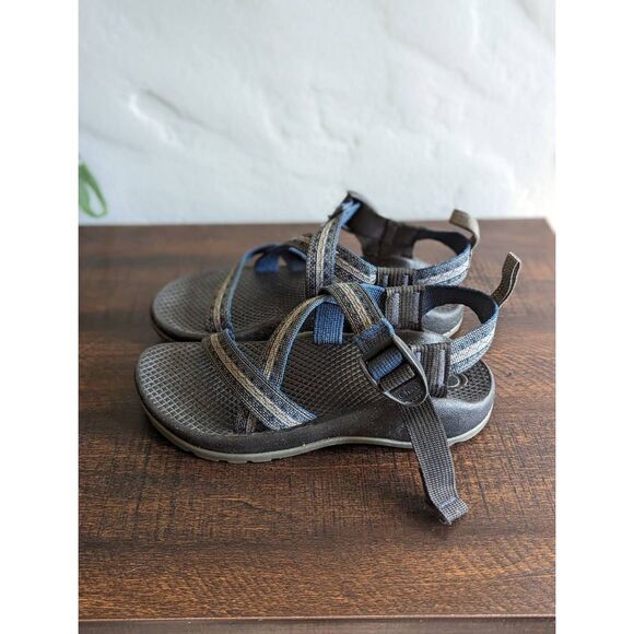 Chaco Blue and Gray Adjustable Strappy Sandals Kids - Size 2 - Picture 2 of 7